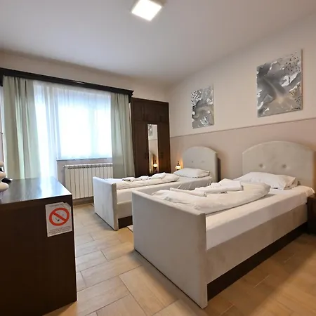 Hotel Lane