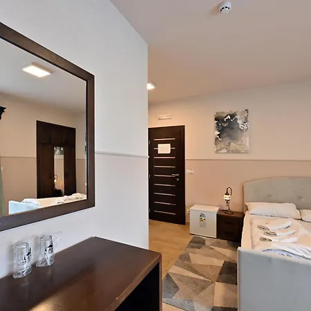 Lane Hotel 3*